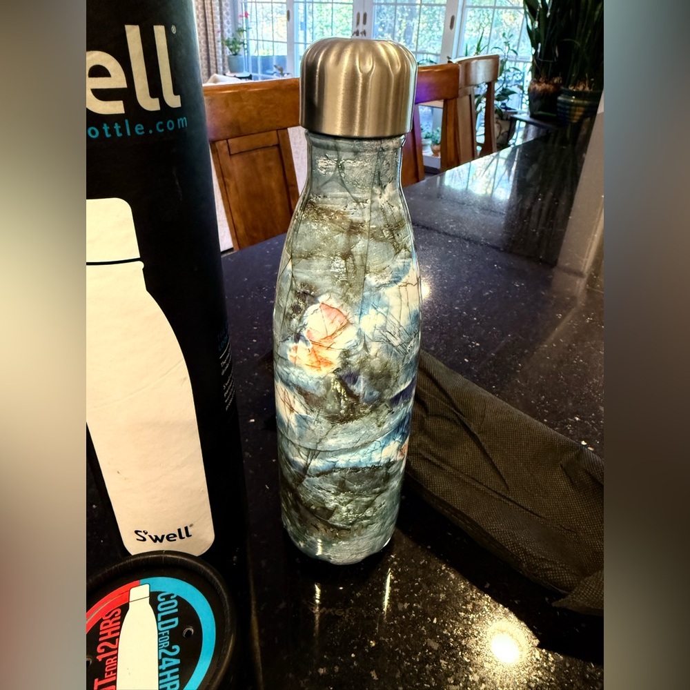 S'well  Stainless Steel Water Bottle Marbled Blue Design